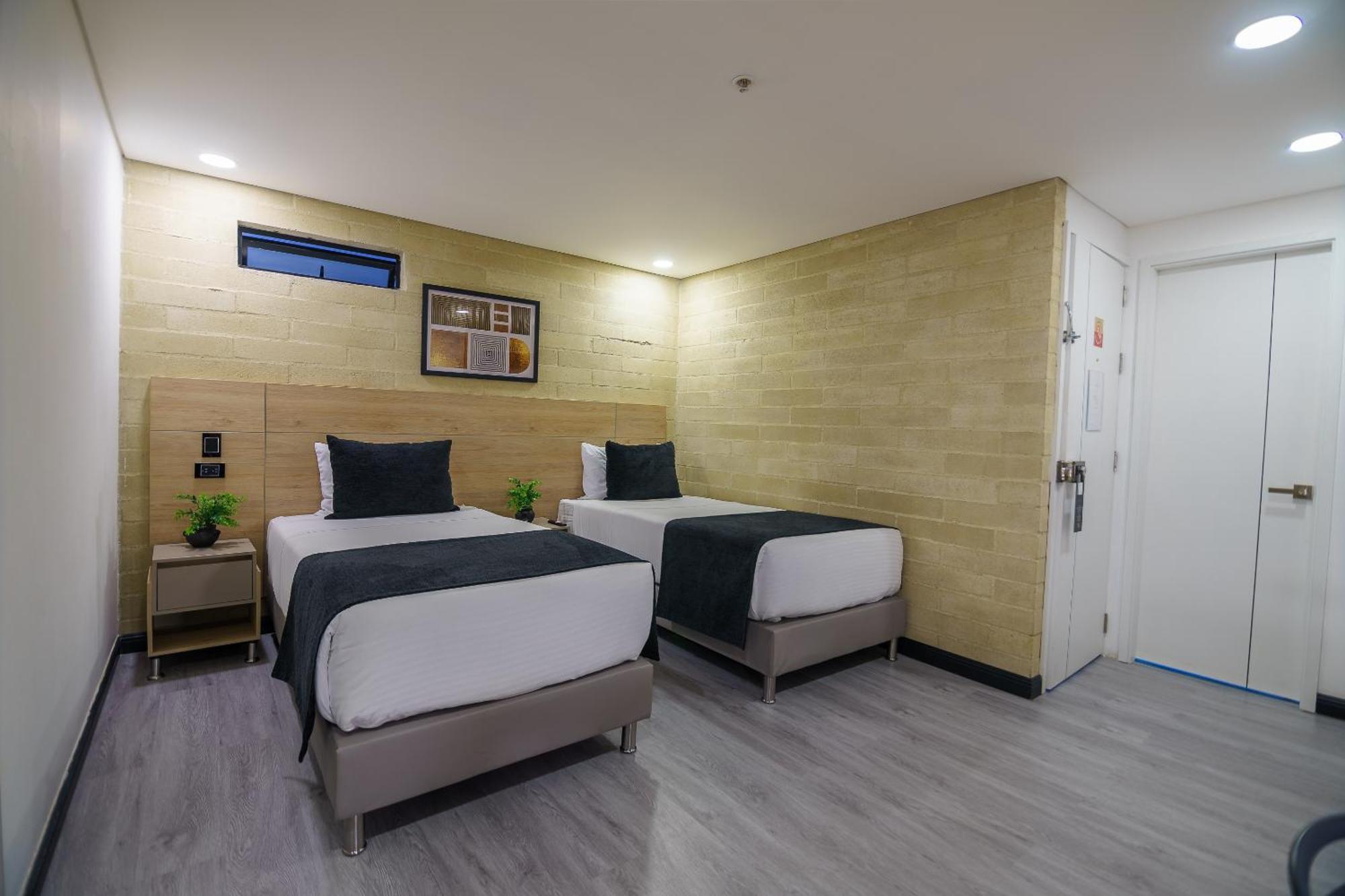 First Class Hotel Медельин Экстерьер фото